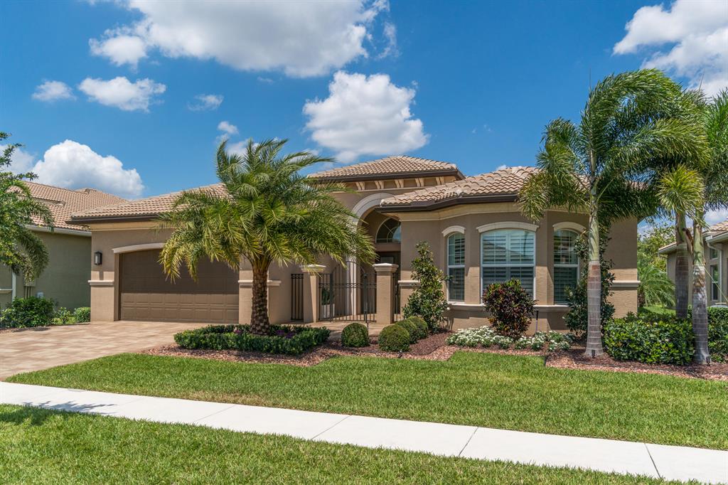 Valencia Cove - Residential