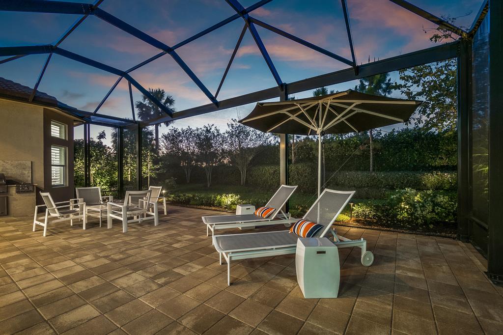 Valencia Cove - Residential