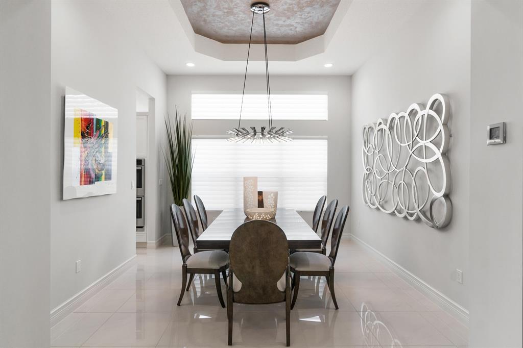 Valencia Cove - Residential