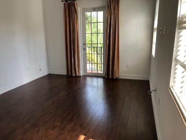 Julia Gardens - Residential Lease