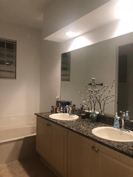 Julia Gardens - Residential Lease