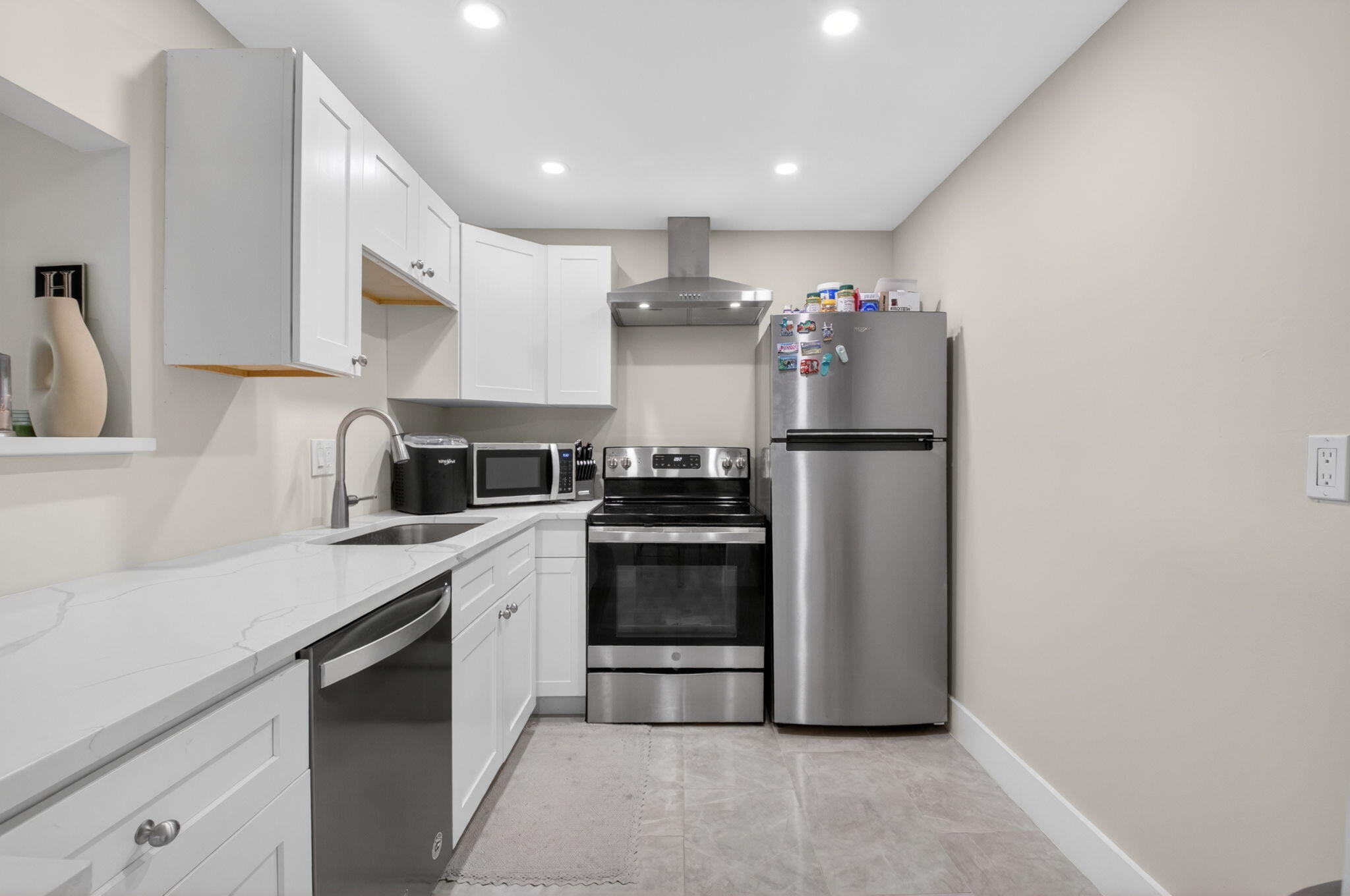 CASA DEL RIO CONDO - Residential