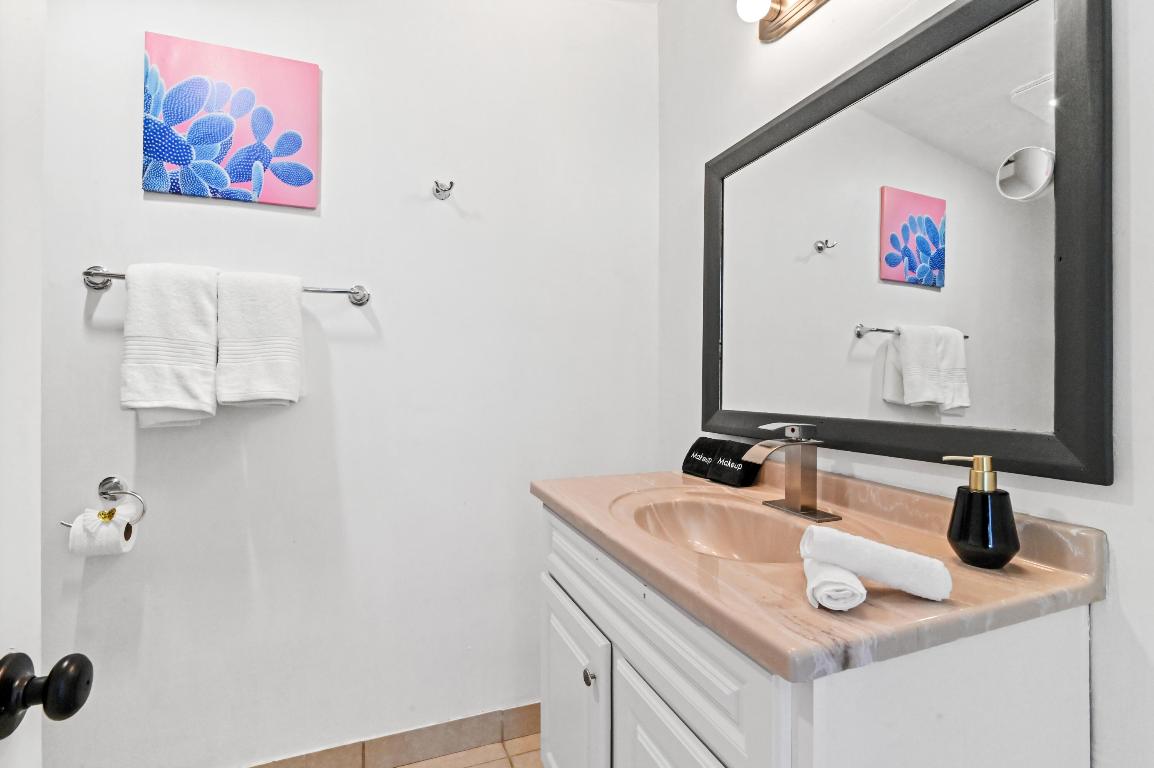 LANTANA HGTS PL 6 IN - Residential Lease