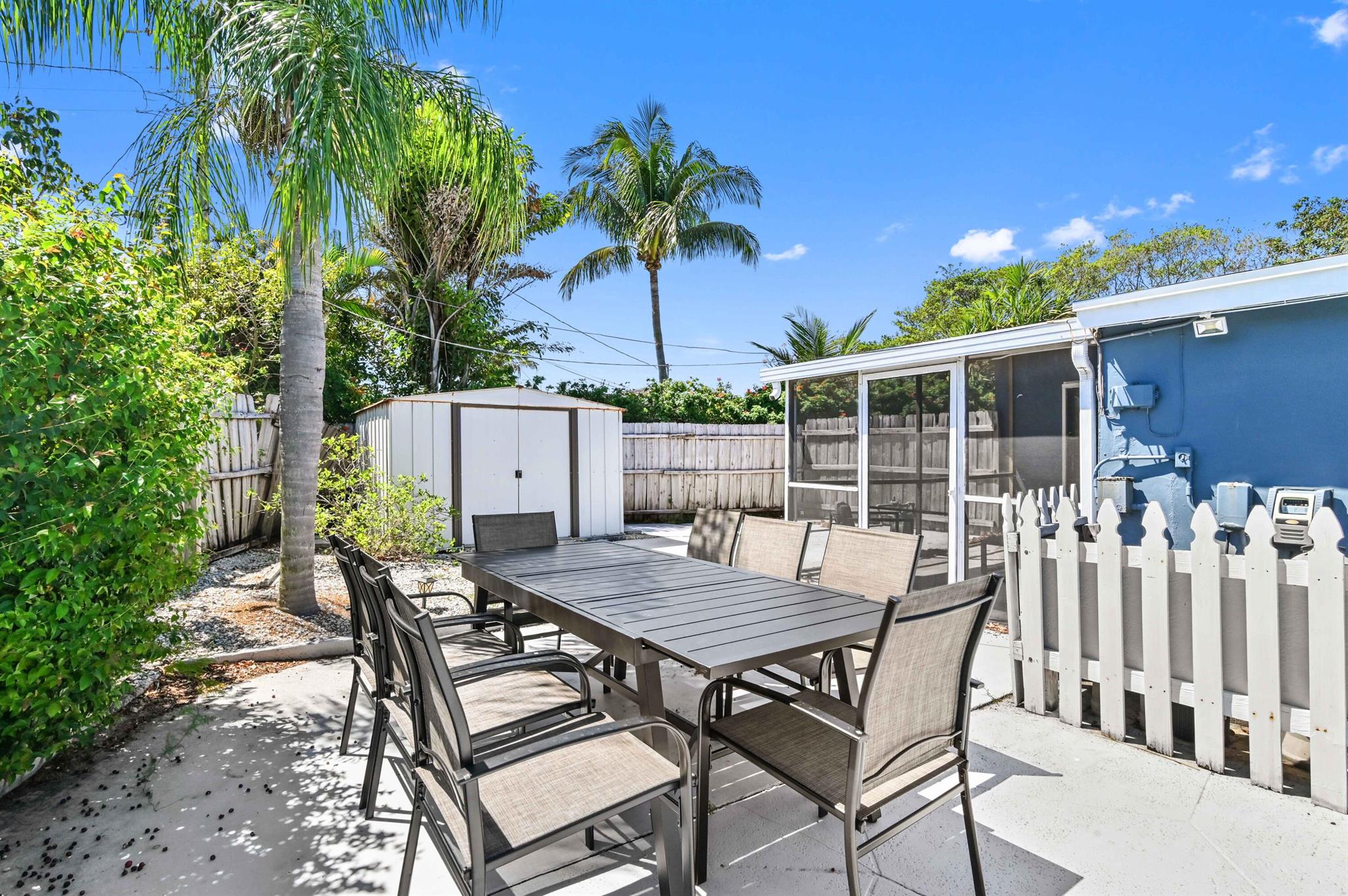 LANTANA HGTS PL 6 IN - Residential Lease