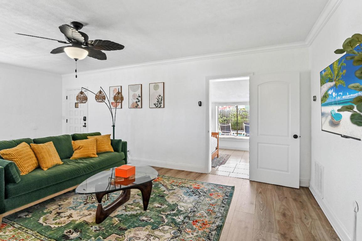 LANTANA HGTS PL 6 IN - Residential Lease