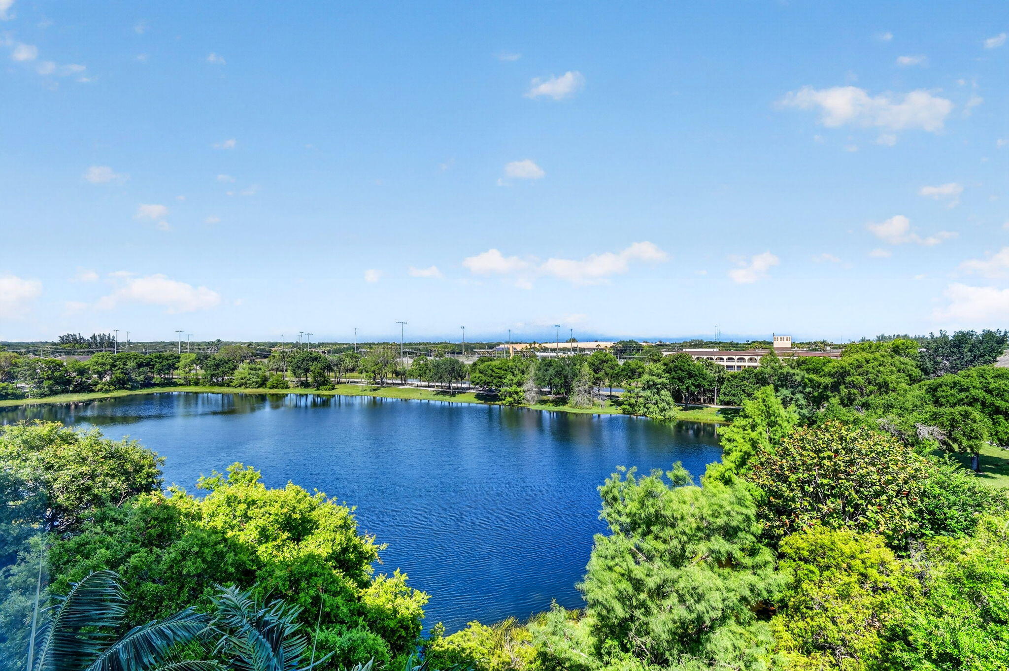 VIZCAYA LAKES CONDO - Residential
