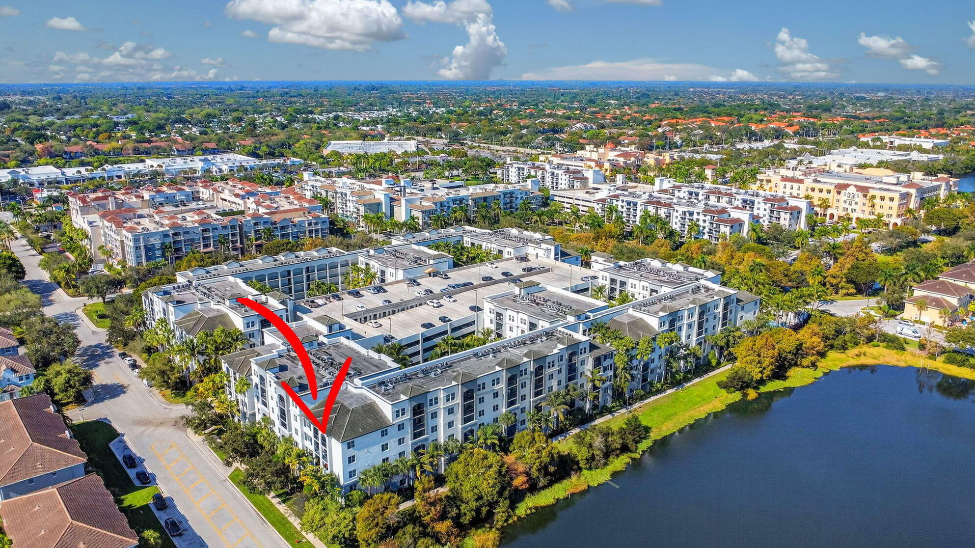VIZCAYA LAKES CONDO - Residential