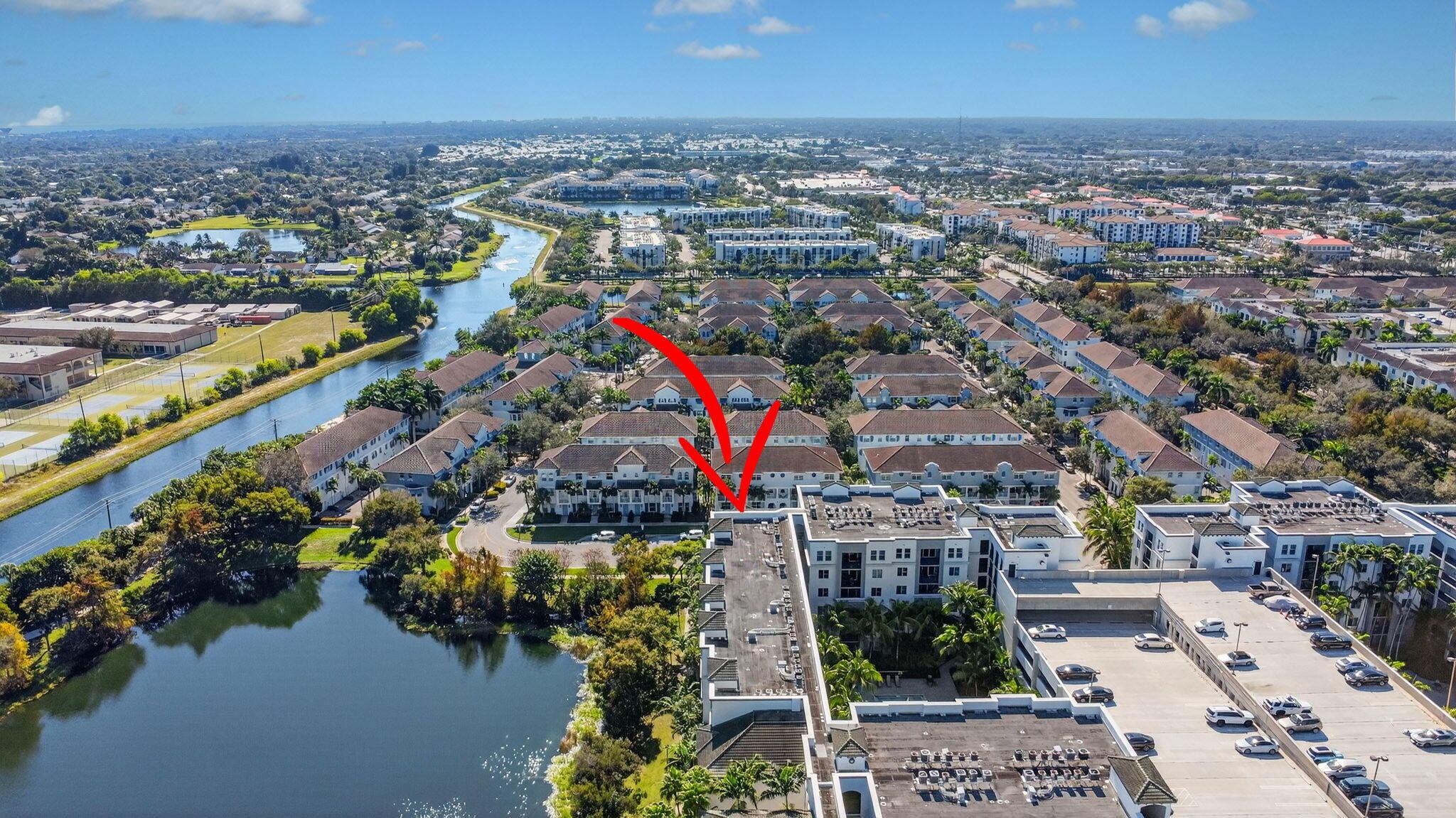 VIZCAYA LAKES CONDO - Residential