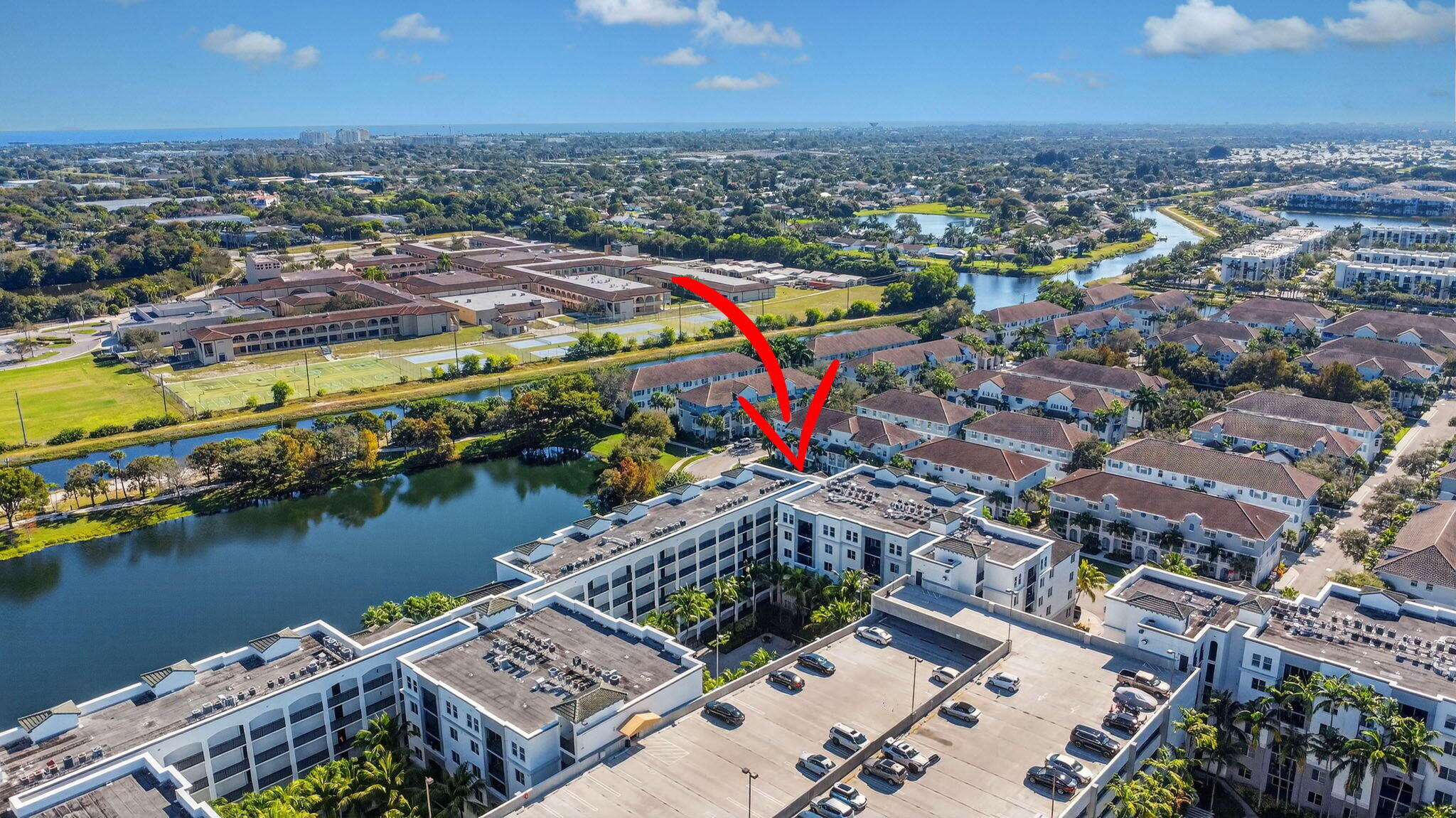 VIZCAYA LAKES CONDO - Residential