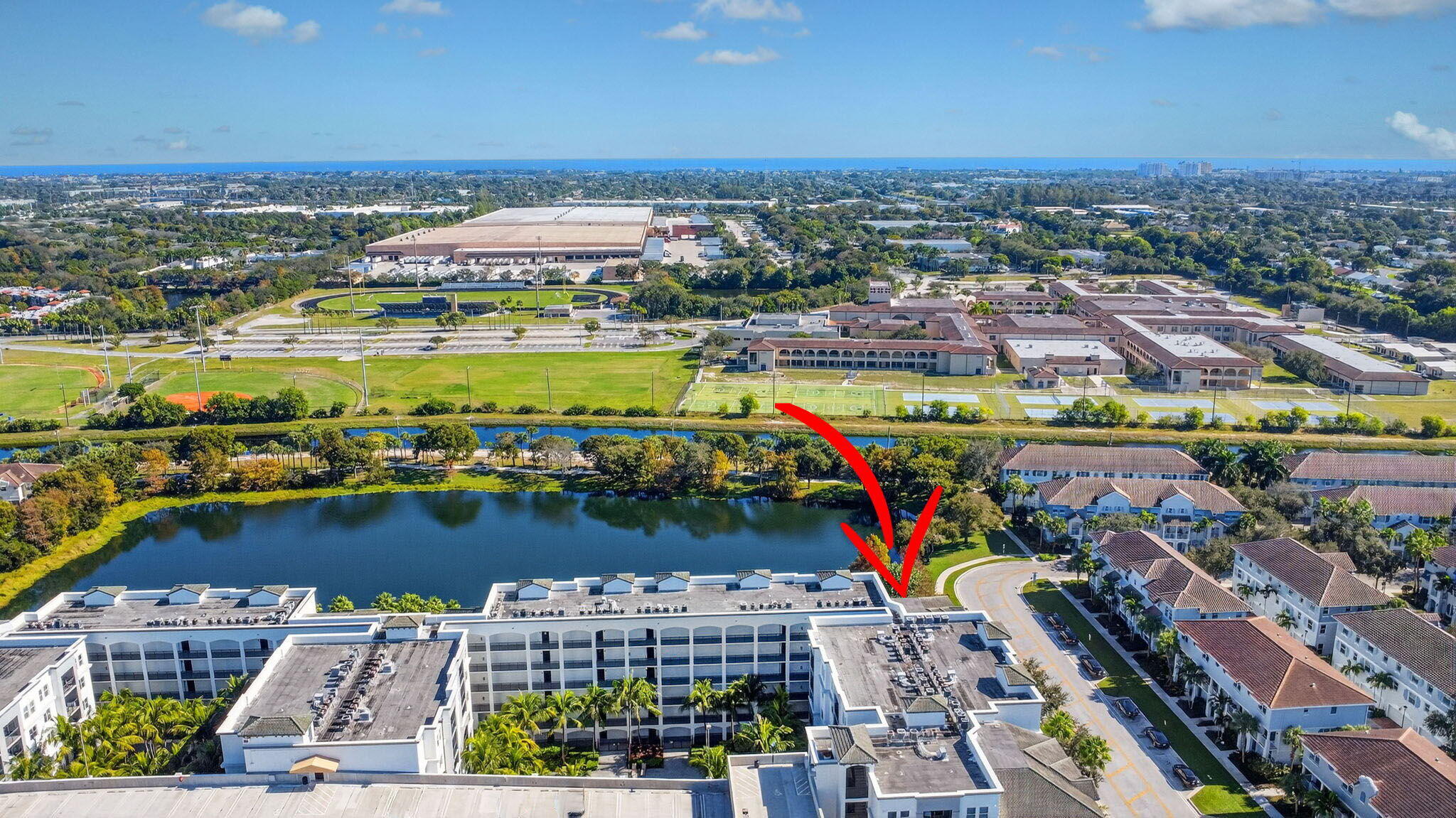 VIZCAYA LAKES CONDO - Residential