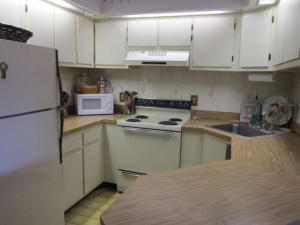 PINE HOLLOW - Residential Lease