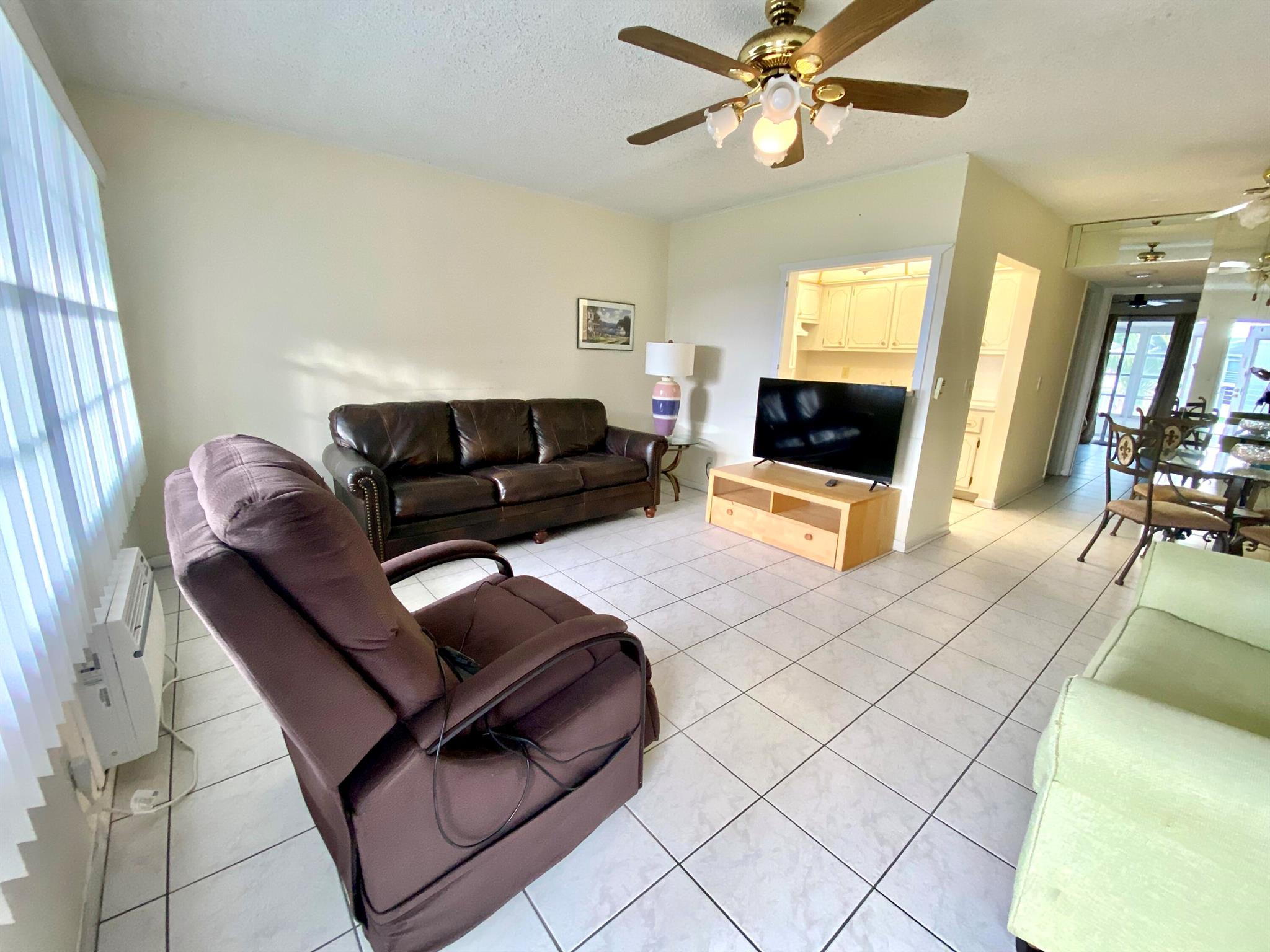 202 Oakridge M