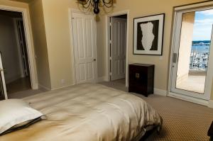 ONE WATERMARK PLACE OF TH - Residential