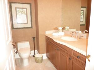 ONE WATERMARK PLACE OF TH - Residential