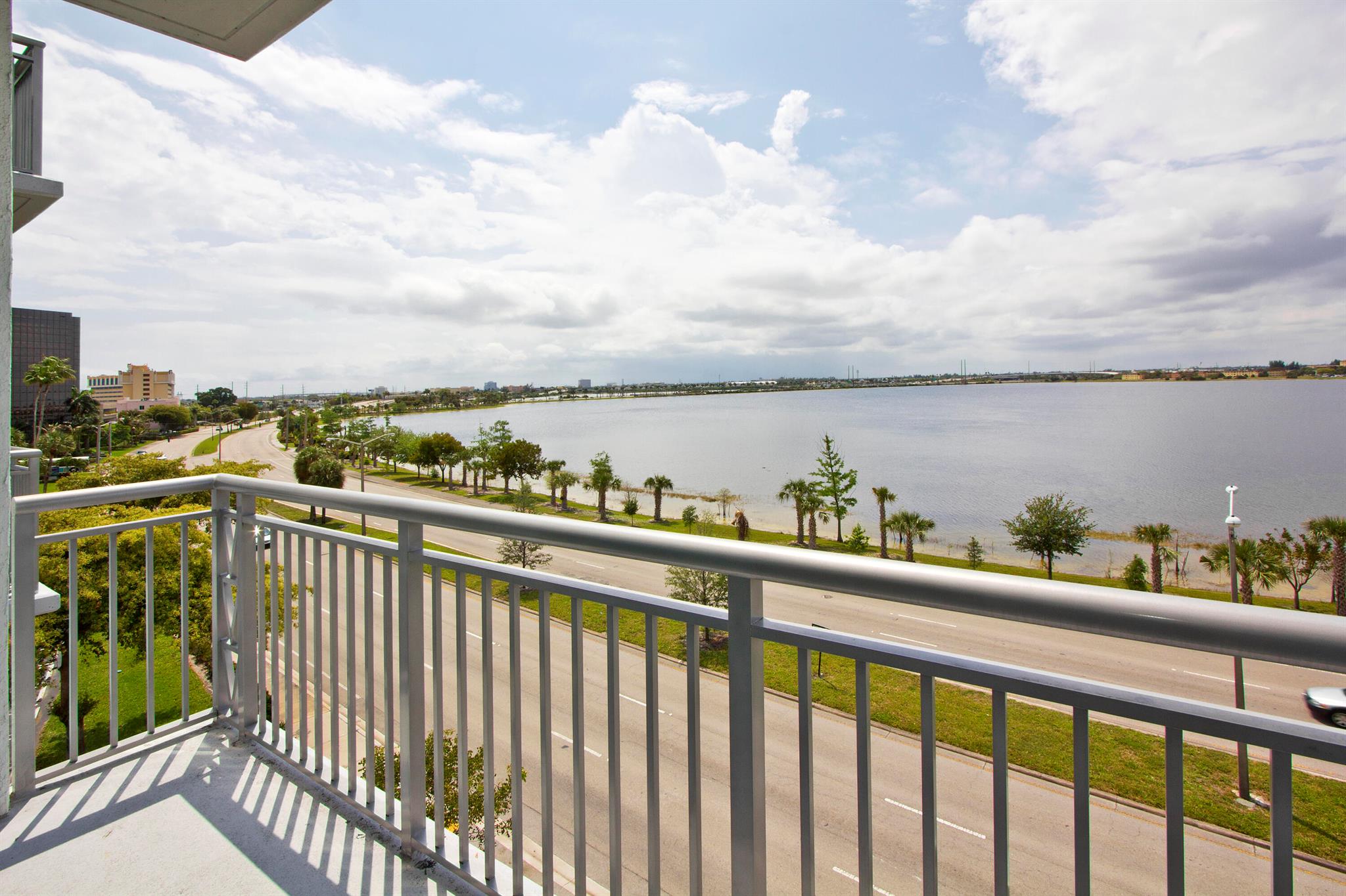 The Edge is an urban oasis that provides the perfect balance of style, luxury and convenience. It is a sanctuary complete with stainless steel appliances, granite counter tops, recessed lighting, oversized tubs, an incredible array of amenities and many other special touches. Now it's up to you to feather that nest and make it your own. 1 bedroom and 1 bath, pets allowed with restrictions. One detached garage parking space, w/d in unit, heated community pool, fitness center overlooking Clear Lake, close to City Place, I-95, and the beach. 24 hr attended lobby.