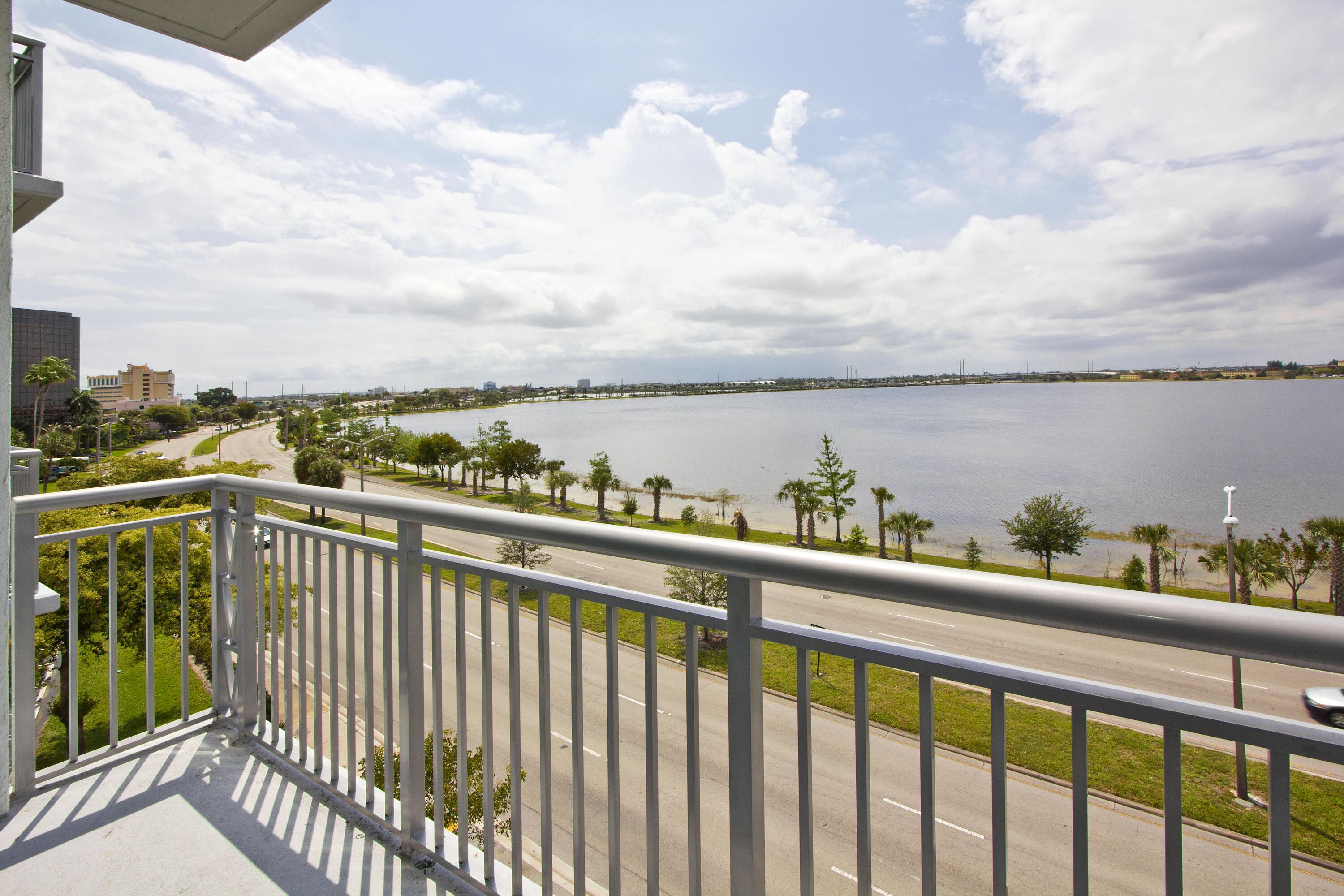 The Edge is an urban oasis that provides the perfect balance of style, luxury and convenience. It is a sanctuary complete with stainless steel appliances, granite counter tops, recessed lighting, oversized tubs, an incredible array of amenities and many other special touches. Now it's up to you to feather that nest and make it your own. 1 bedroom and 1 bath, pets allowed with restrictions. One detached garage parking space, w/d in unit, heated community pool, fitness center overlooking Clear Lake, close to City Place, I-95, and the beach. 24 hr attended lobby.