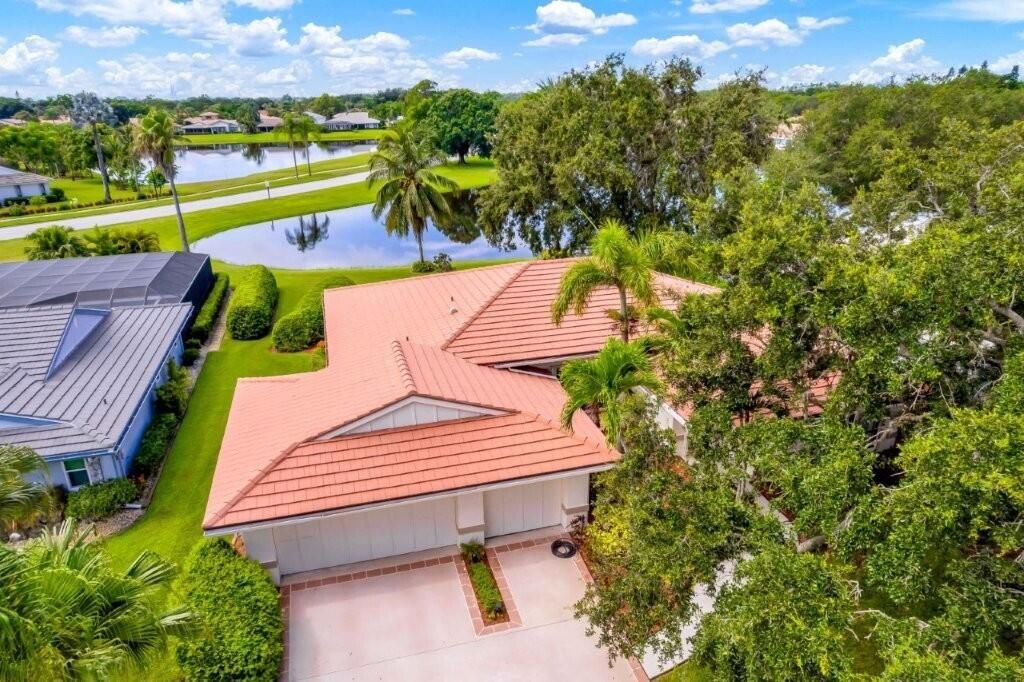 Photo of 2117 SW Heronwood Road, Palm City, FL 34990 (MLS # R11107955)