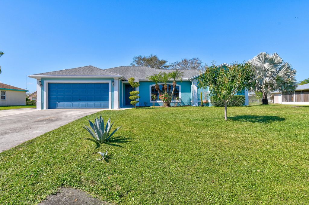 Photo of 303 Rosewood Drive, Fort Pierce, FL 34947 (MLS # R10866480)