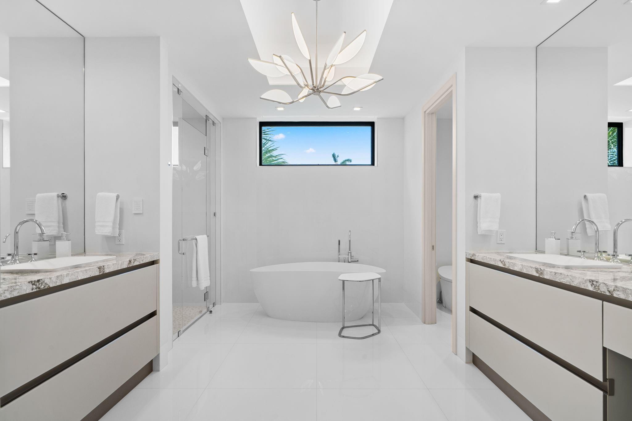 Lucille Island 37-19 B - Residential