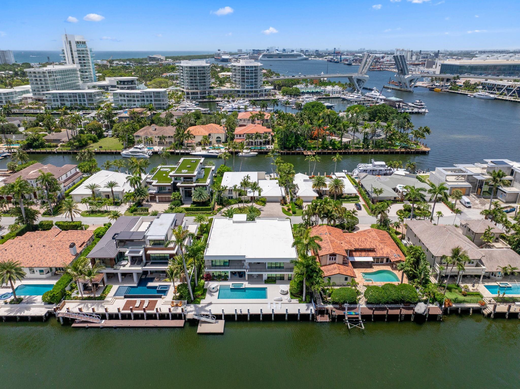 Lucille Island 37-19 B - Residential