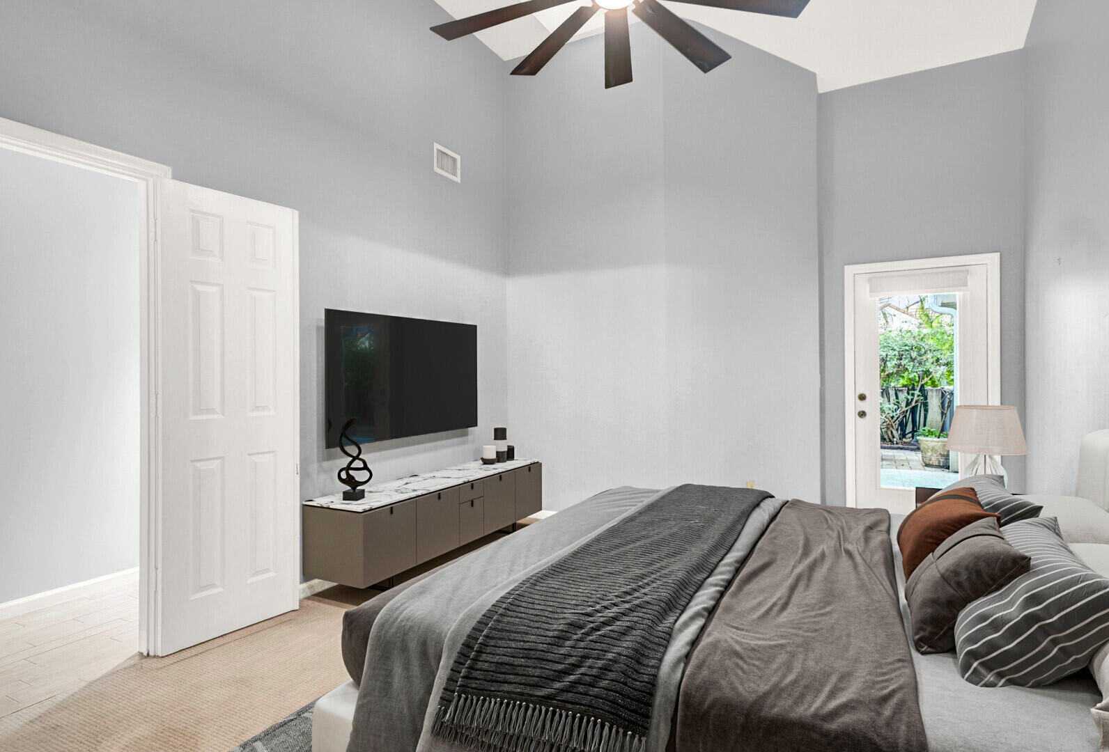 OAK HARBOUR 4 - Residential