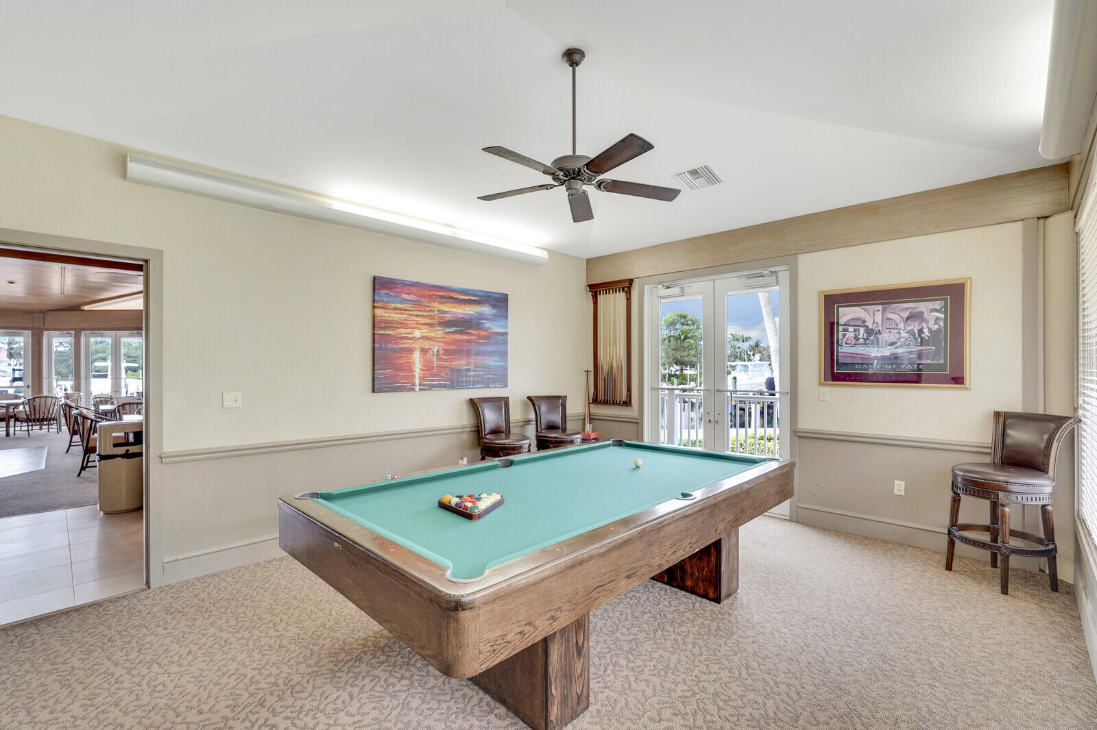 OAK HARBOUR 4 - Residential