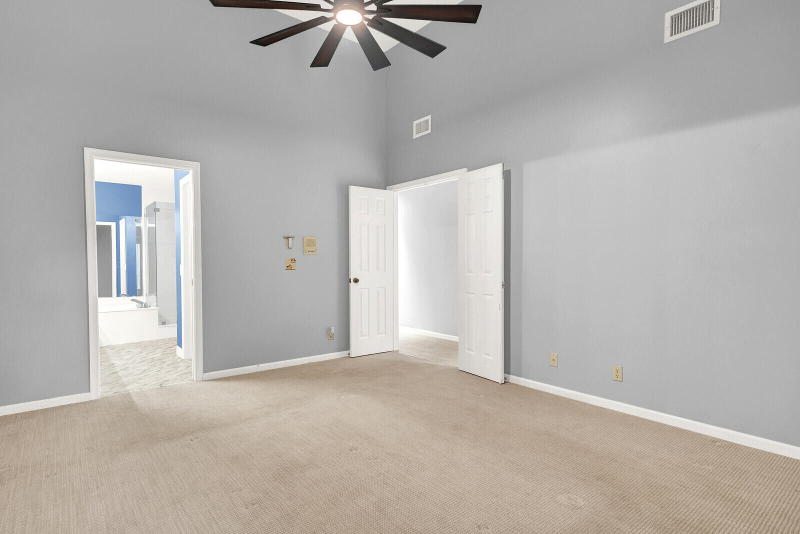 OAK HARBOUR 4 - Residential