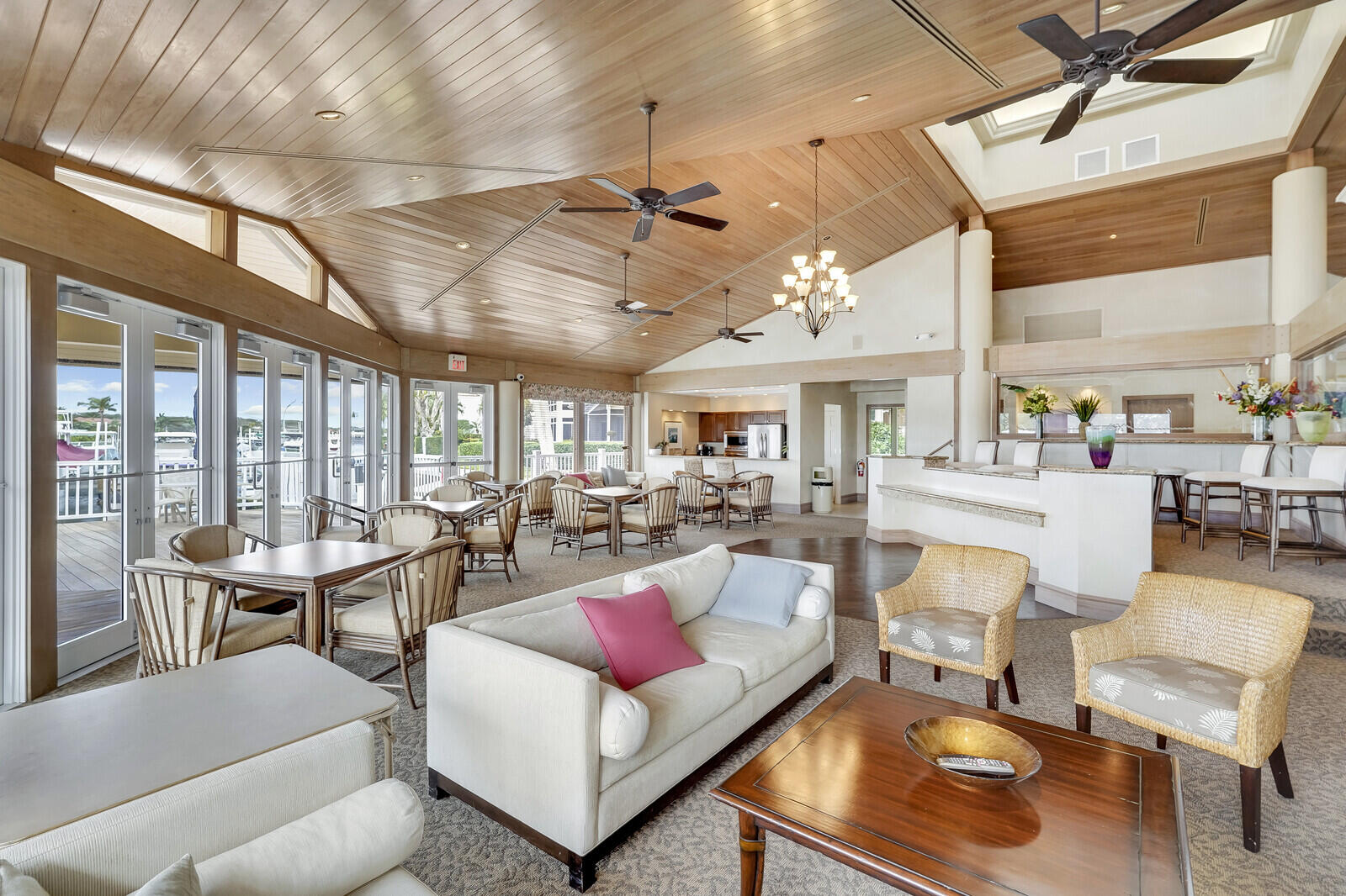 OAK HARBOUR 4 - Residential