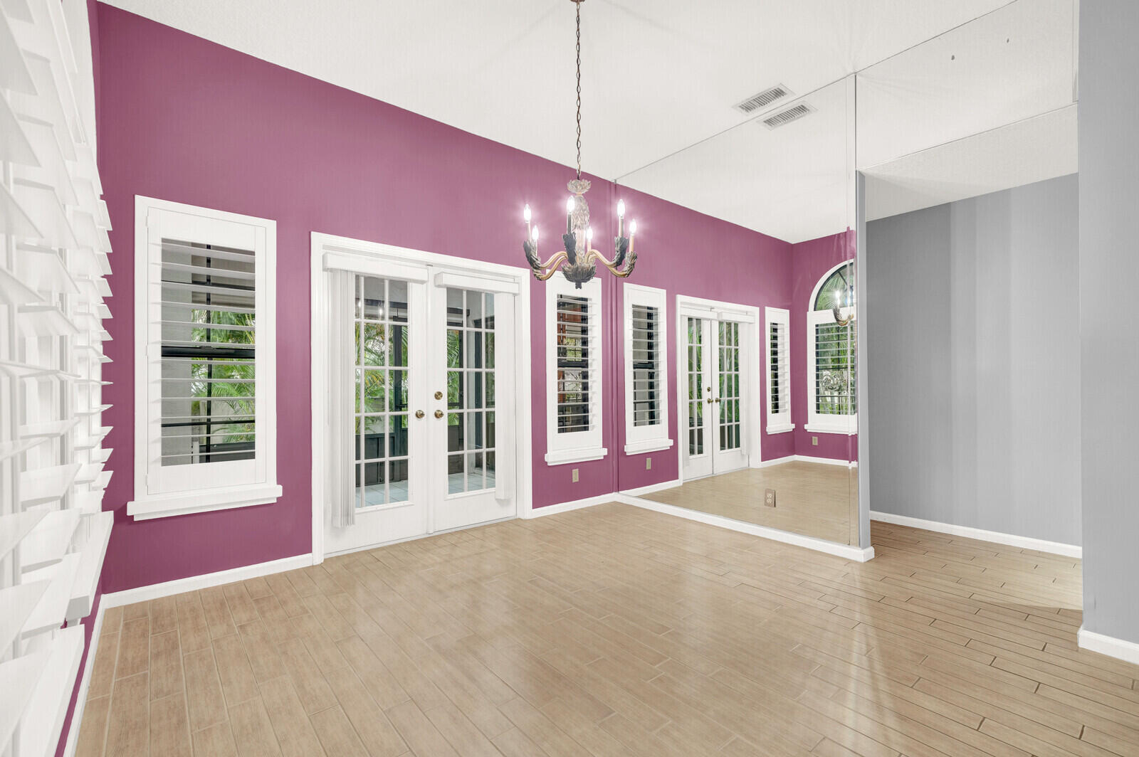 OAK HARBOUR 4 - Residential