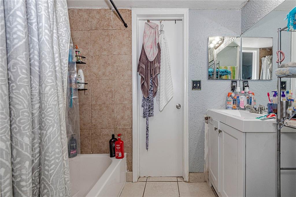 Chevy Chase Amd Of - Residential Income