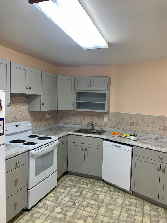 1710 NE 191st Street 412-3