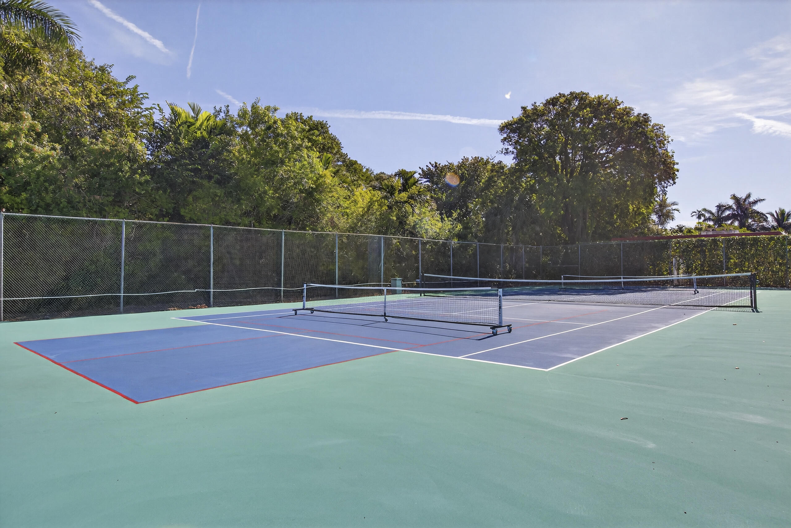 MANOR GROVE VILLAGE FOUR CONDO - Residential