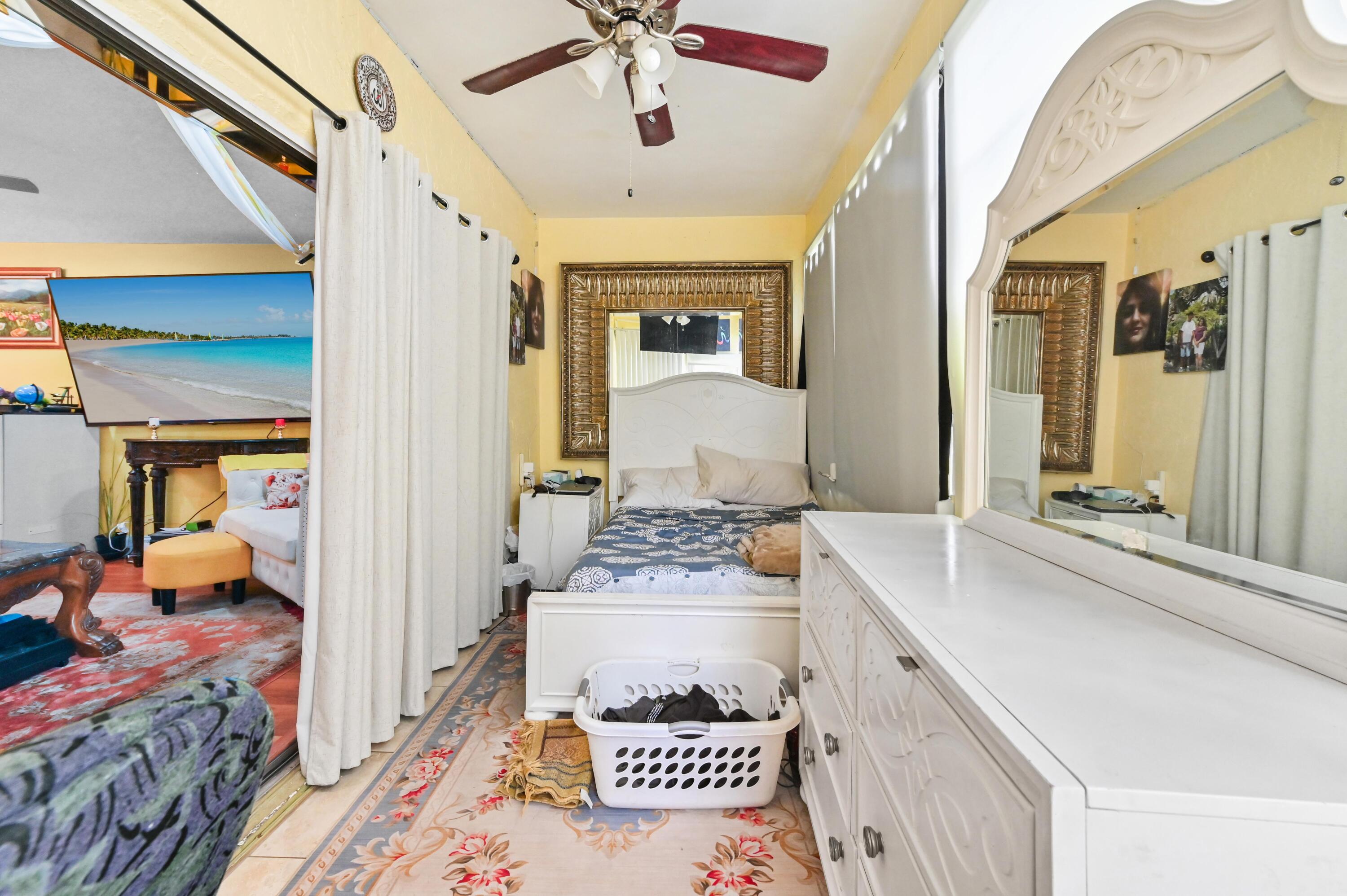 Topaz South Condominiums - Residential