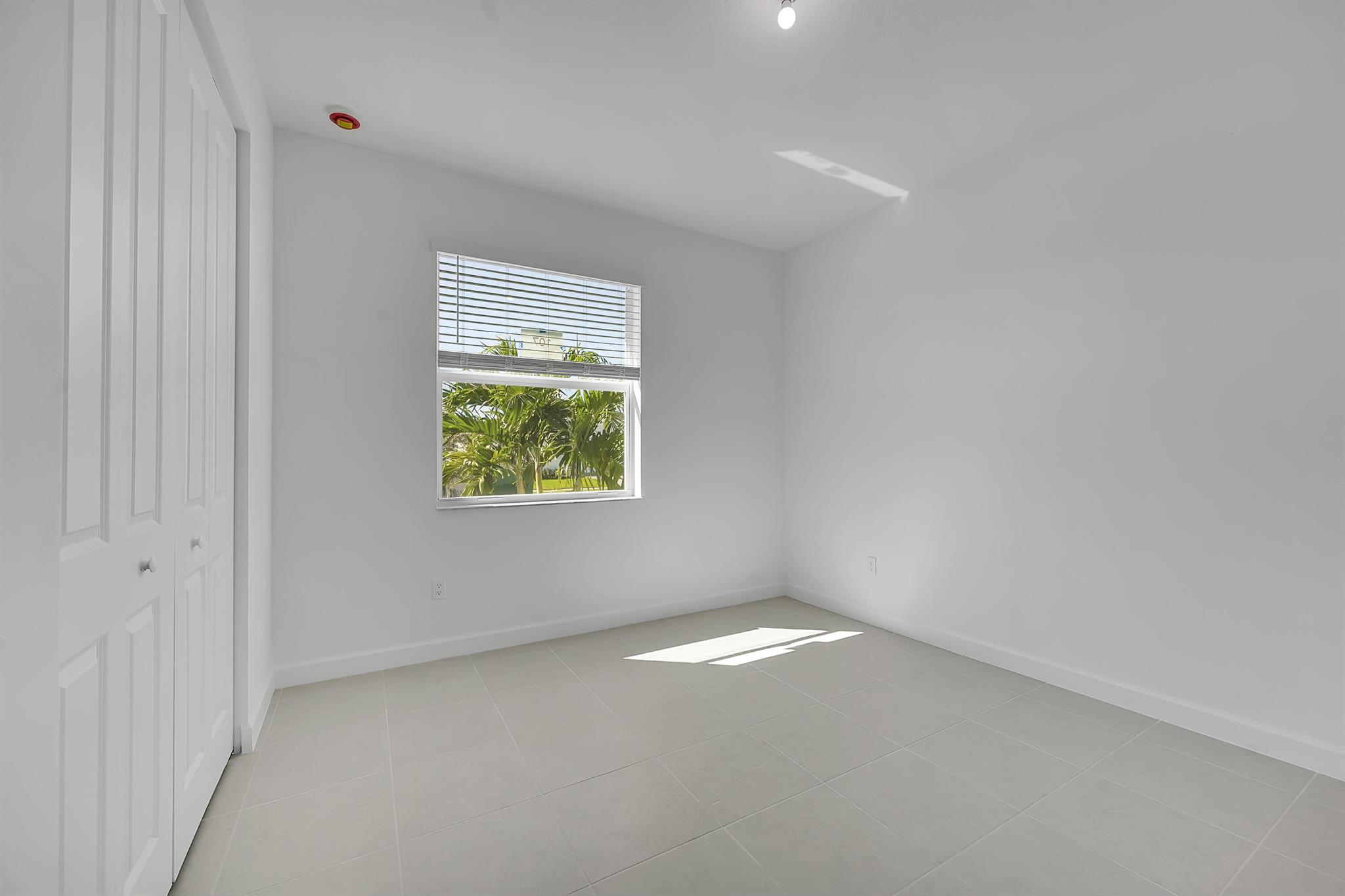 SEAGROVE PUD - Residential Lease