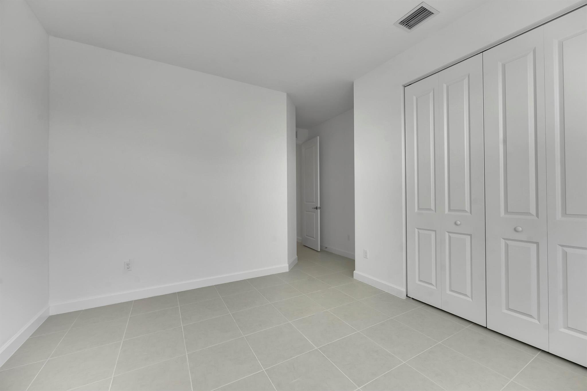 SEAGROVE PUD - Residential Lease