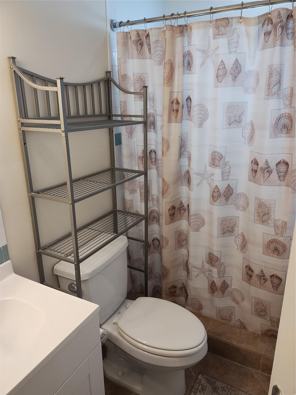Paradise Gardens Sec 4 76 - Residential