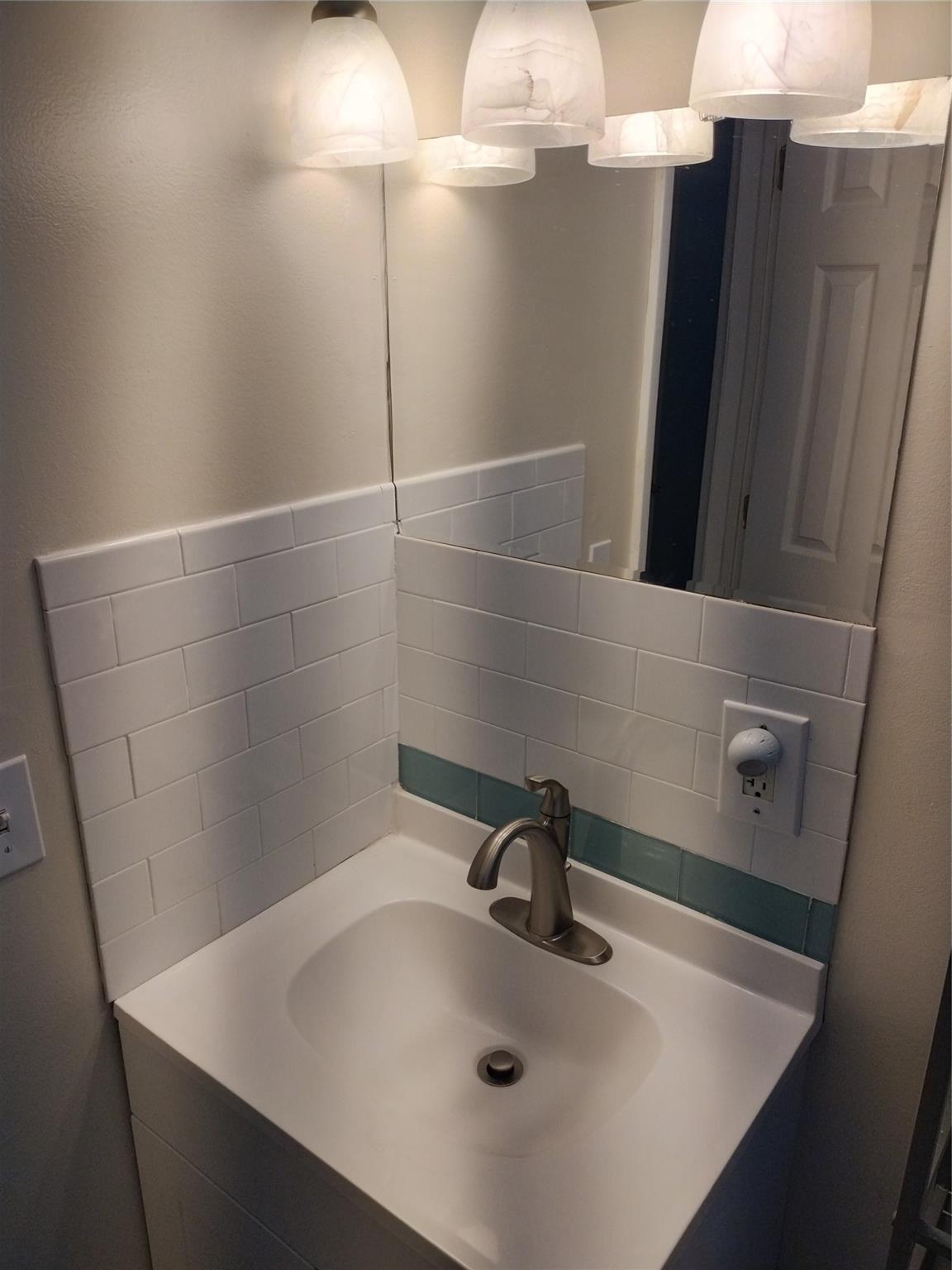 Paradise Gardens Sec 4 76 - Residential