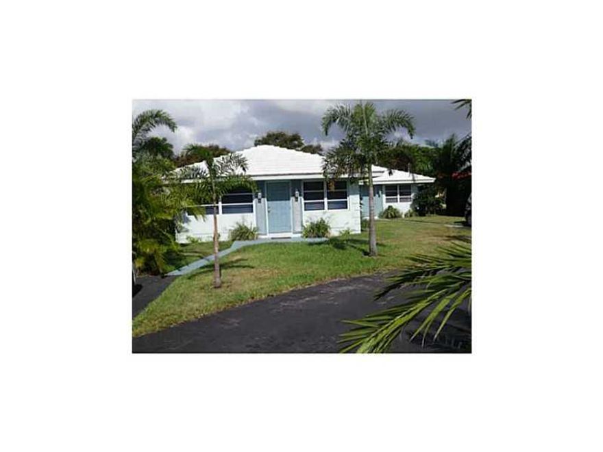 ACT QUICKLY. THIS PROPERTY WON'T LAST. Nicely finished 2/2 unit in duplex. Washer/Dryer and lots of storage. Safe neighborhood located near Wilton Manors, transportation and shopping. EZ approval for the right renter. Good credit required. Large dog allow ed, however there are breed restrictions. Please provide picts and/or video. Tile floors throughout.