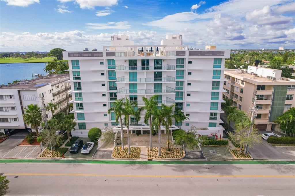 9400 W Bay Harbor Dr 202