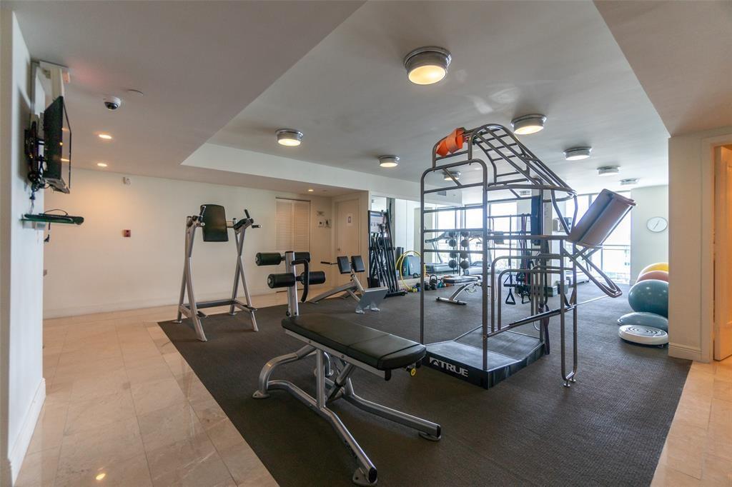 9400 W Bay Harbor Dr 202