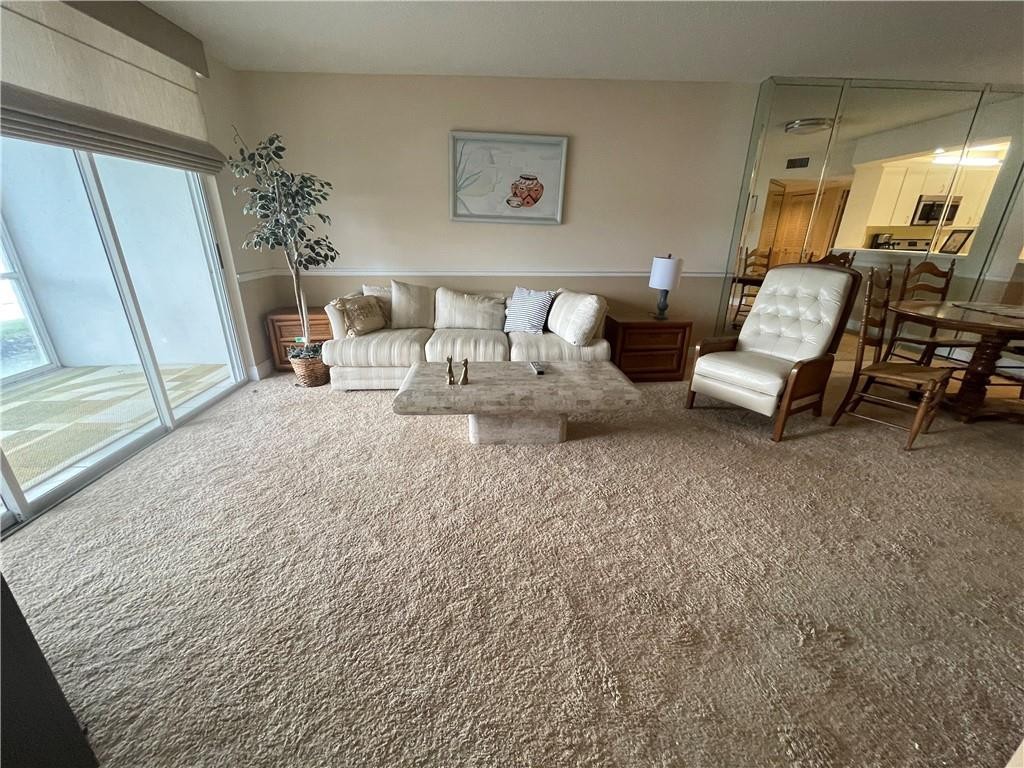 DEVON KINGS POINT - Residential