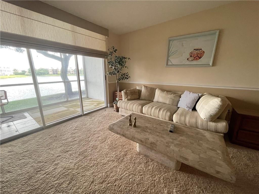 DEVON KINGS POINT - Residential