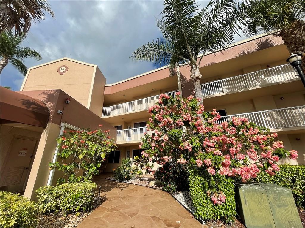 DEVON KINGS POINT - Residential