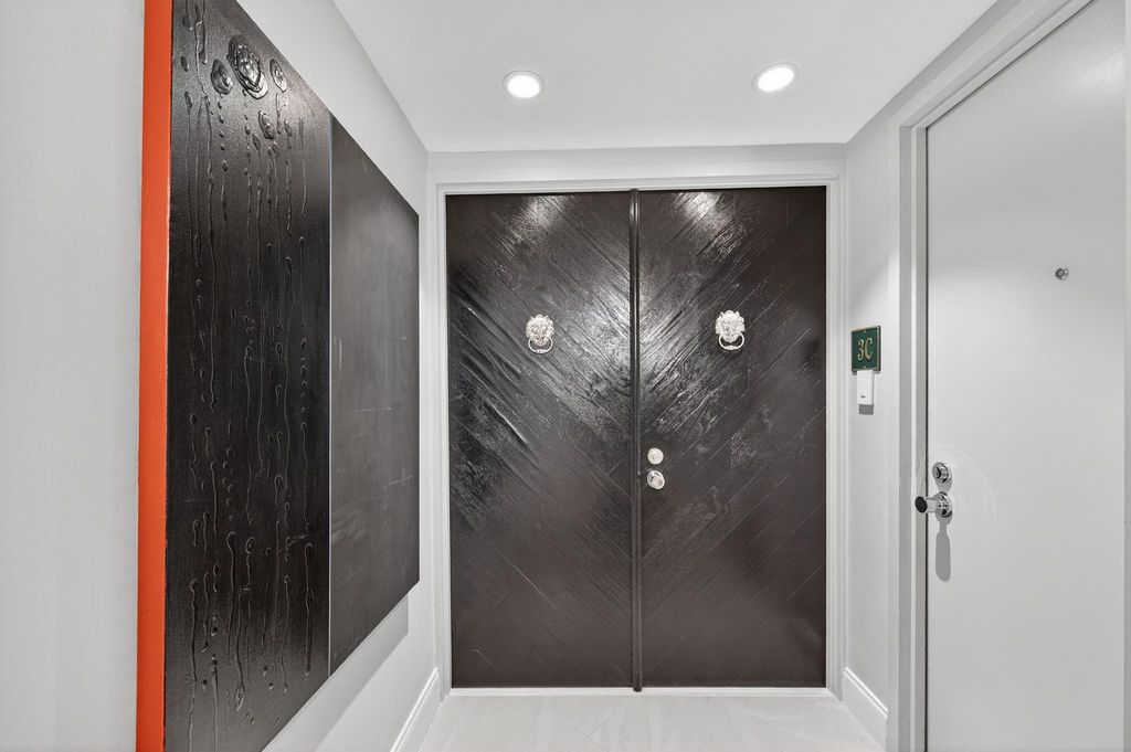Photo of 936 Intracoastal Dr #3C, Fort Lauderdale, FL 33304 (MLS # F10531729)