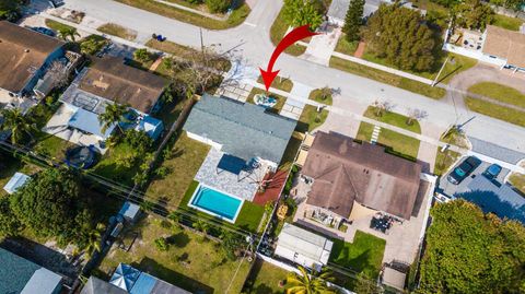 A home in Deerfield Beach