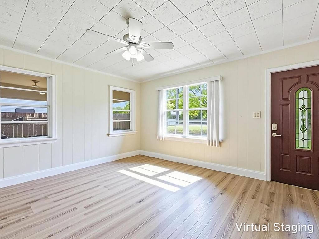 Photo of 5509 W Garden Avenue, West Palm Beach, FL 33405 (MLS # B26025187)