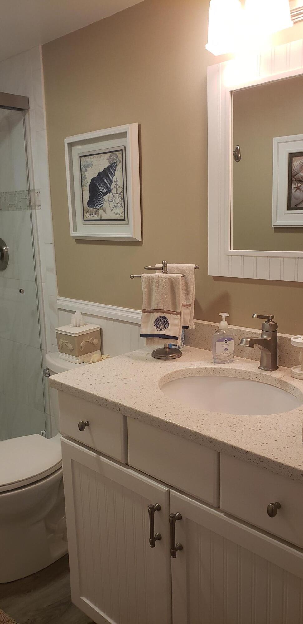 HUTCHINSON HOUSE WEST - Residential Lease