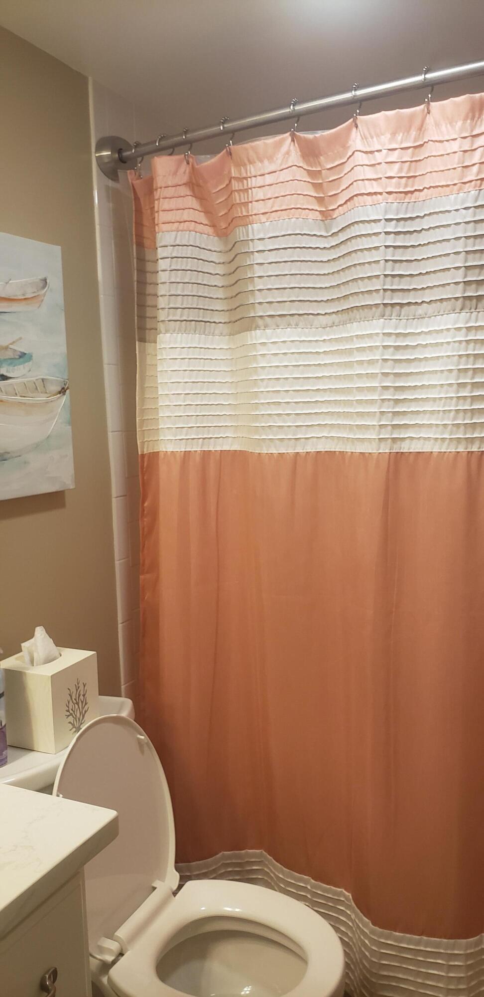 HUTCHINSON HOUSE WEST - Residential Lease