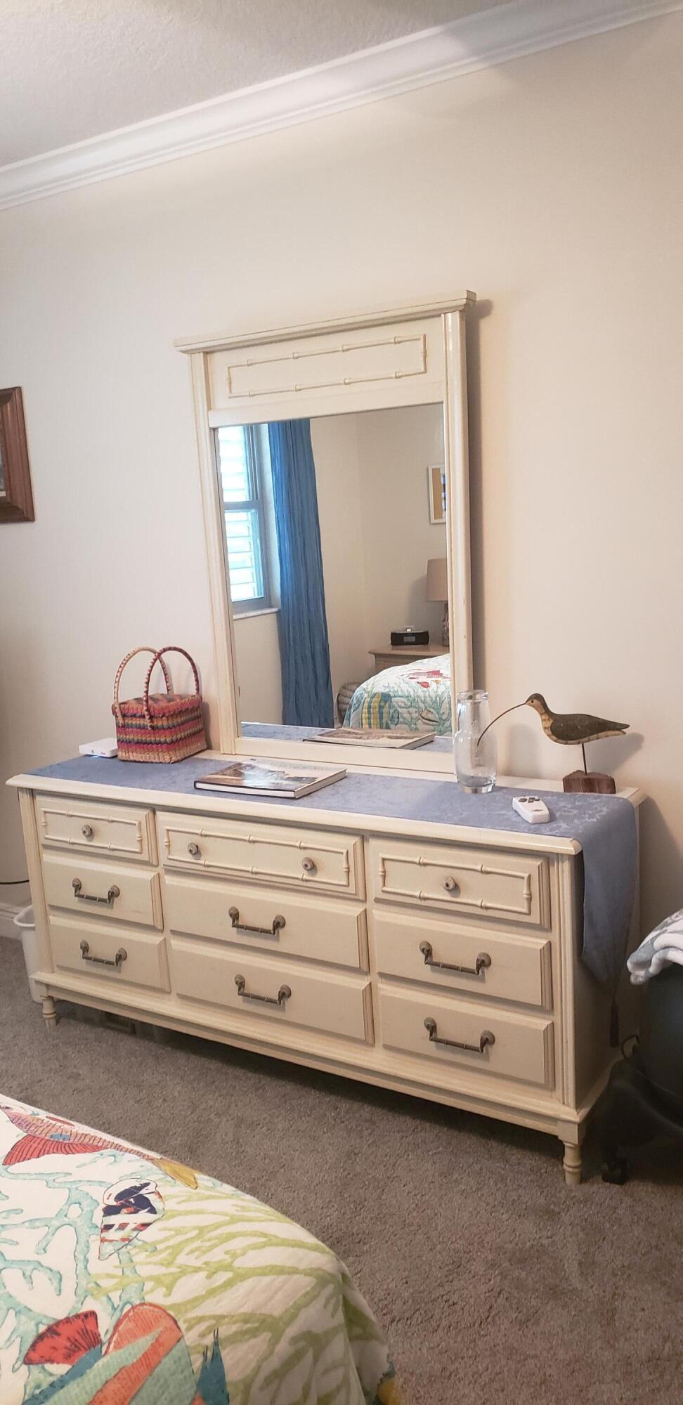 HUTCHINSON HOUSE WEST - Residential Lease