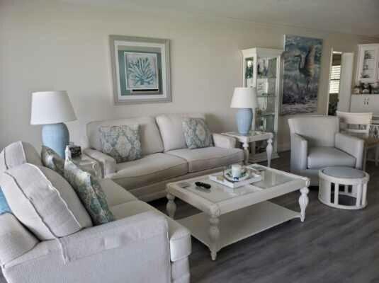 HUTCHINSON HOUSE WEST - Residential Lease